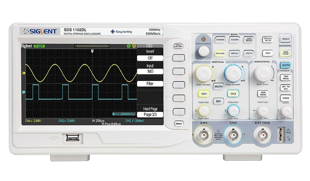 Osciloscopio digital de 2 canales de 50 MHz Siglent, Incluye Puntas de Prueba y CD con Software (SDS1052DL+)